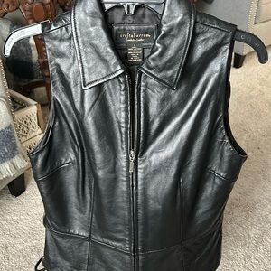 Genuine Leather vest with zipper ❤️